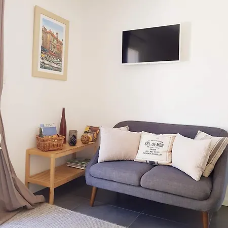 D'hotes Le Secadou Bed & Breakfast 4*